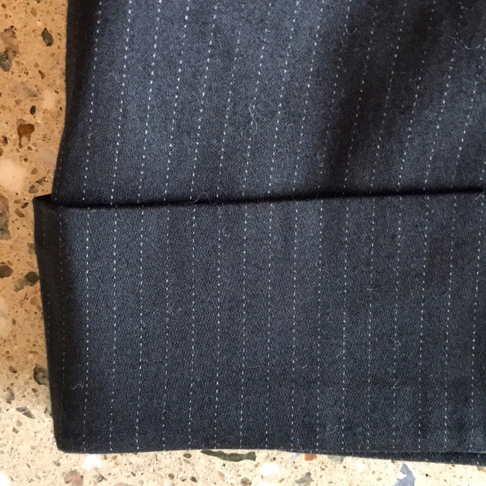 Pinstriped dress shorts - Picture 2 of 6